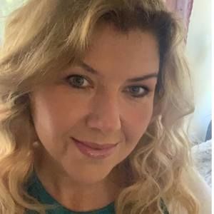 Meet your Posher, Oxana